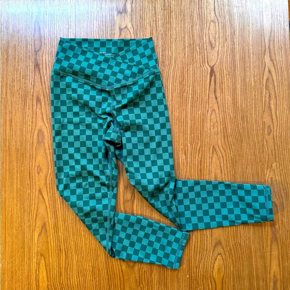 3 FOR $15 - Kids Gap Fit checkered green activewear leggings pants size S